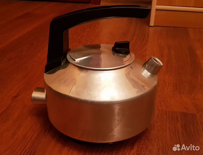 Электрочайник 2л СССР 1972 г рабочий металлический