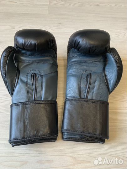 Боксерские перчатки ultimatum 14 oz