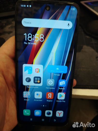 TECNO Pova Neo 2, 4/64 ГБ