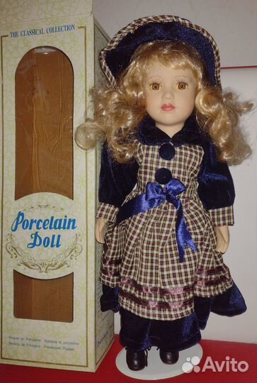 Интерьерная фарфоровая кукла Porcelain Doll 40 см