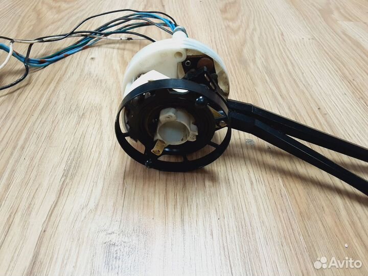 Ранний 2х рычажный переключатель Ваз 2101, 2103