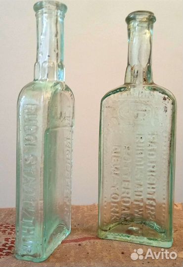 Две старинные бутылочки Anker