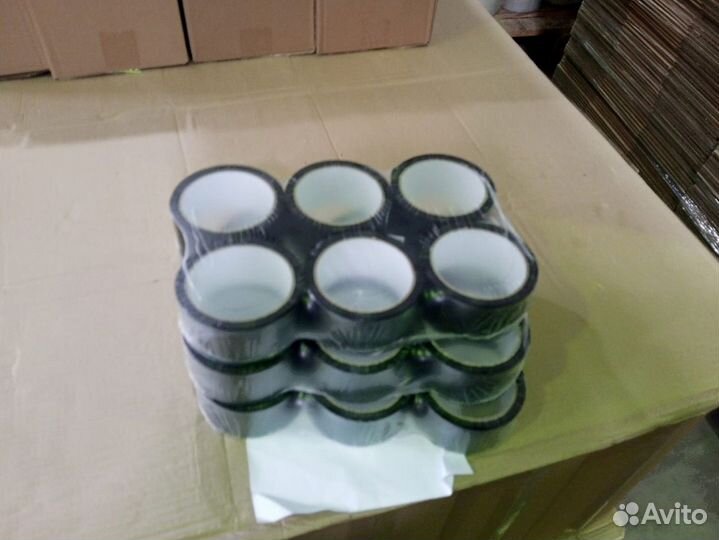 Клейкая лента чёрная