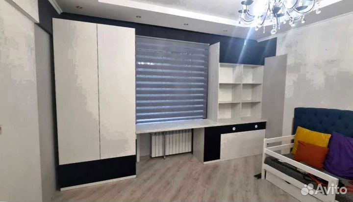 Рабочая зона у окна