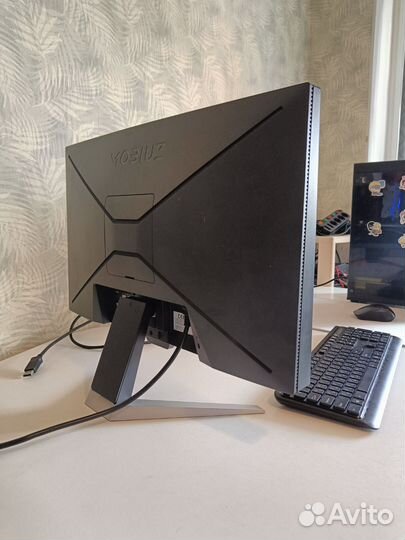 Игровой BenQ Mobiuz 165hz