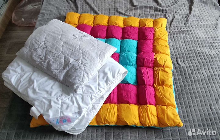 Одеяло 2 шт и подушка