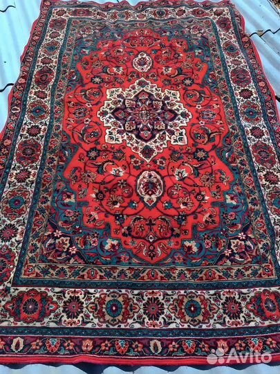 Ковер бу шерстяной