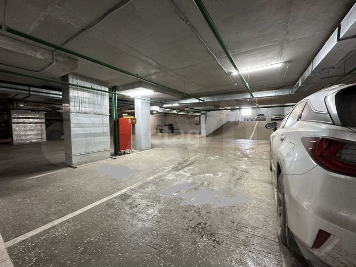 Машиноместо