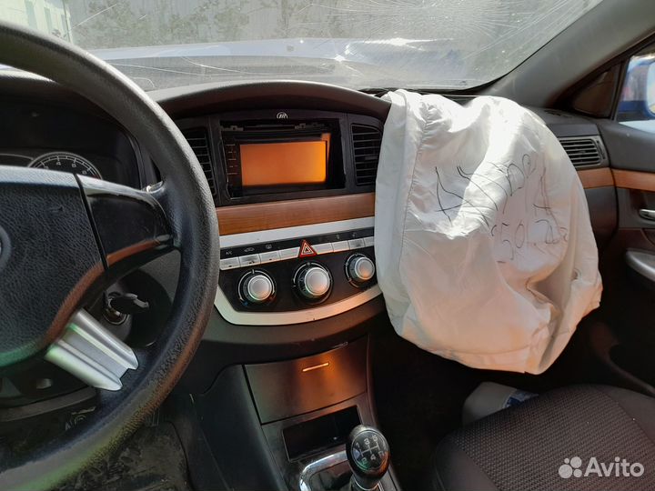 LIFAN Solano 1.6 МТ, 2011, битый, 130 000 км