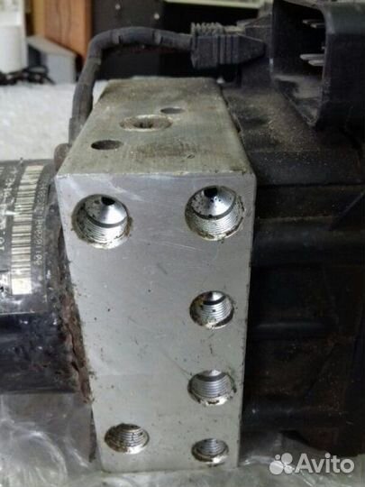 Блок ABS Volkswagen Golf 4 1J