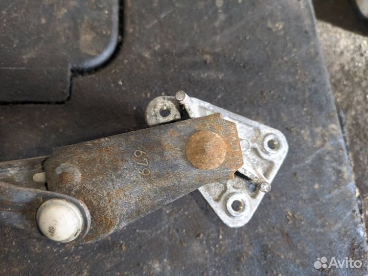 Трапеция дворников Mitsubishi Galant 8 (трапеции)