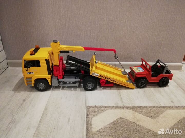 Экскаватор Bruder