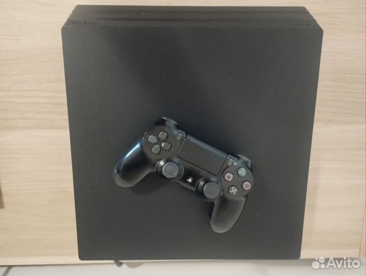 Sony PS4 pro 1tb