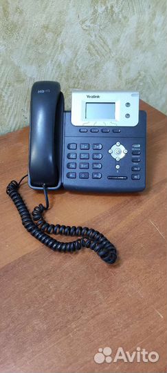 IP телефон Yealink SIP-T21P E2