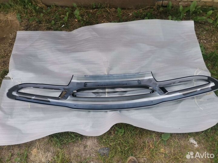 Накладка переднего бампера Ssangyong Kyron