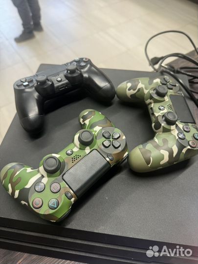 Sony PS4 pro 1tb + 3 джоя
