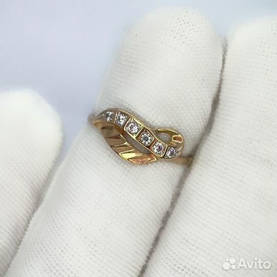 Золотое кольцо с фианитом 16,5р