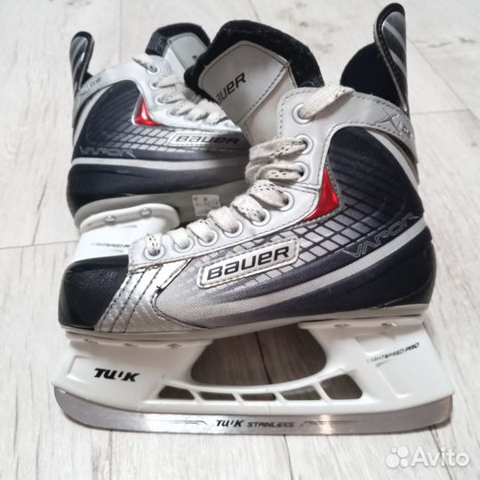 Хоккейные коньки bauer vapor x 05 36р