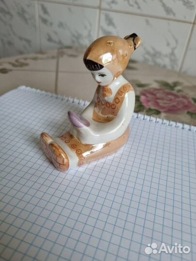 Фарфоровые статуэтки