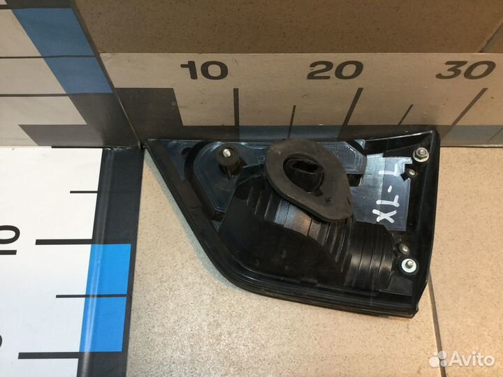 Фонарь внутренний Митсубиси Аутлендер XL 2006-2012