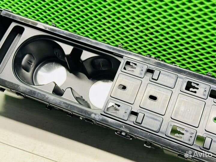 Центральная консоль Land Rover Range Rover Sport