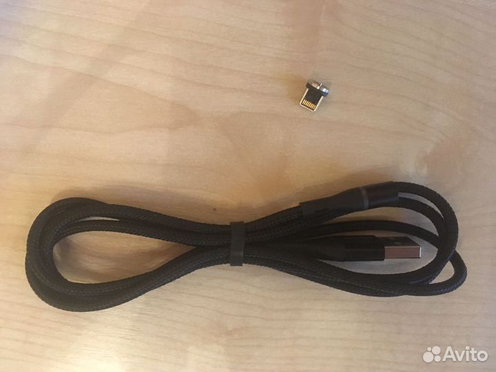 Кабель со съёмным магнитом и подсветкой новый