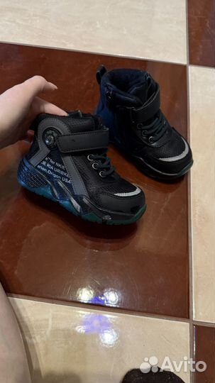 Ботинки демисезонные 23 размер