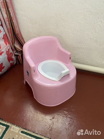 Ванночка для купания и горшок