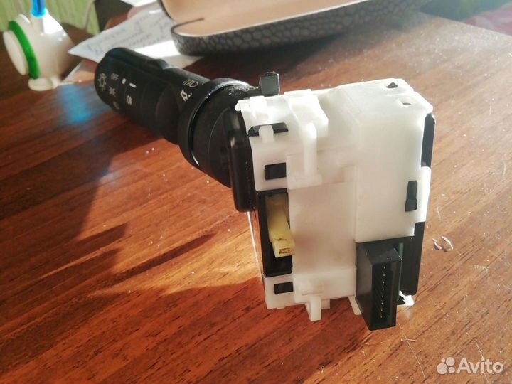 Подрулевой переключатель ниссан кашкай 2011 года