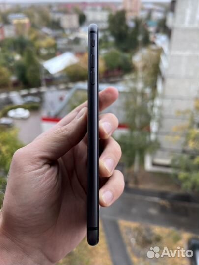 iPhone 8 Plus, 64 ГБ