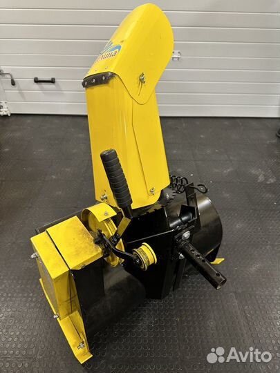 Снегоуборочная насадка на мотоблок