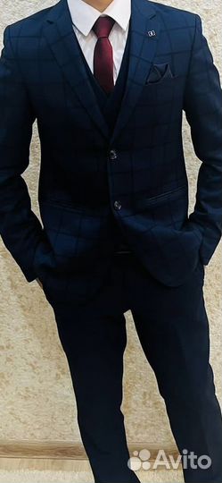 Мужской костюм тройка