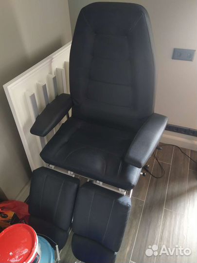 Педикюрное кресло на гидравлике регулируемое