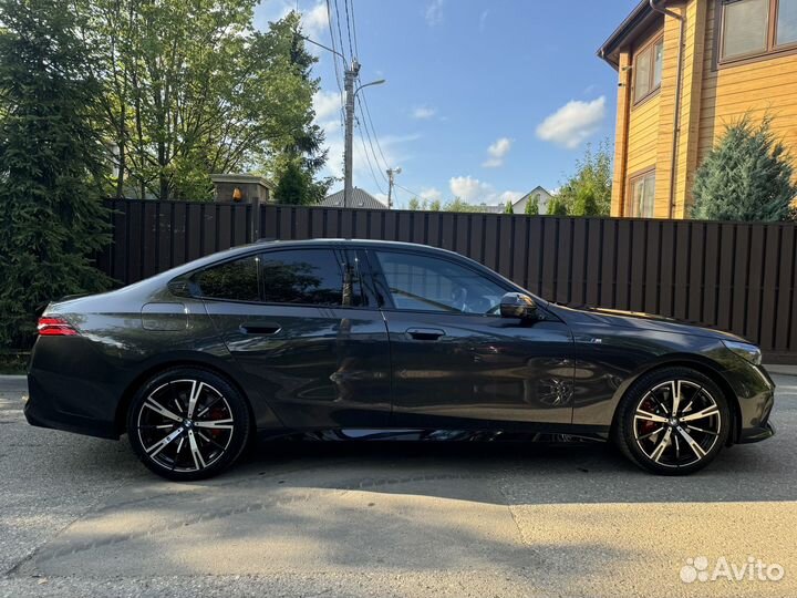 BMW 5 серия 2.0 AT, 2024, 9 км