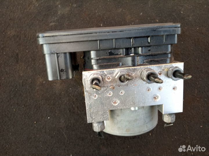 Блок абс 9817961380 Пежо-Ситроен