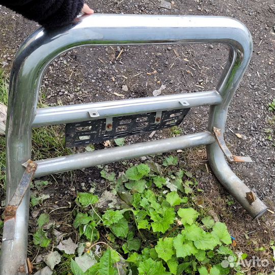 Кенгурятник на машину