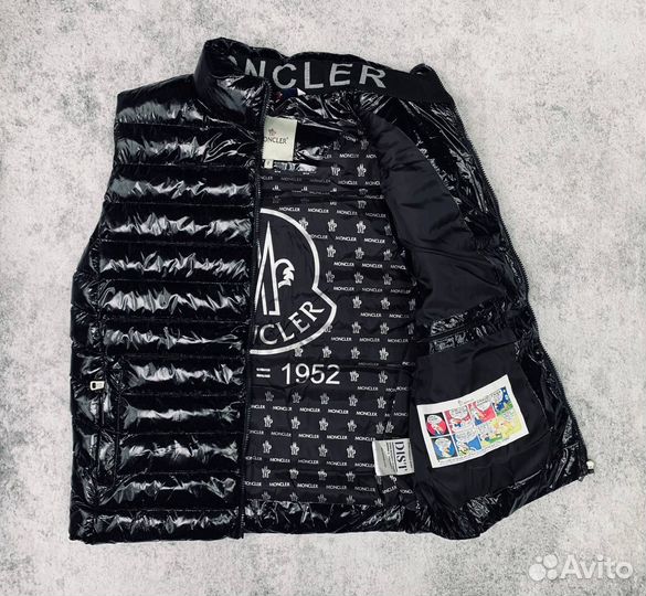 Жилетка moncler глянцевая