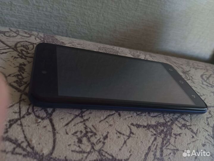 Телефон BQ 5059 strike power