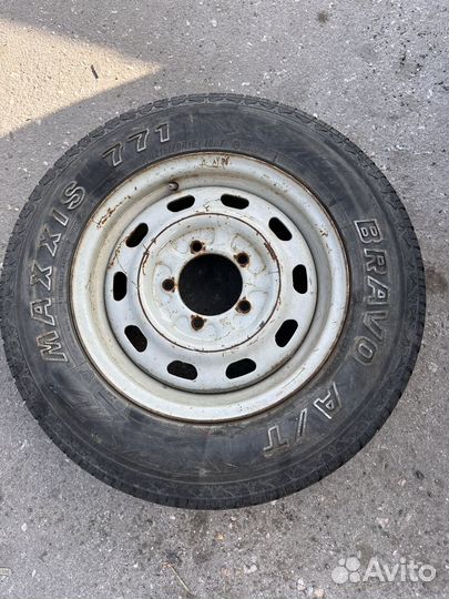 Запасное колесо УАЗ