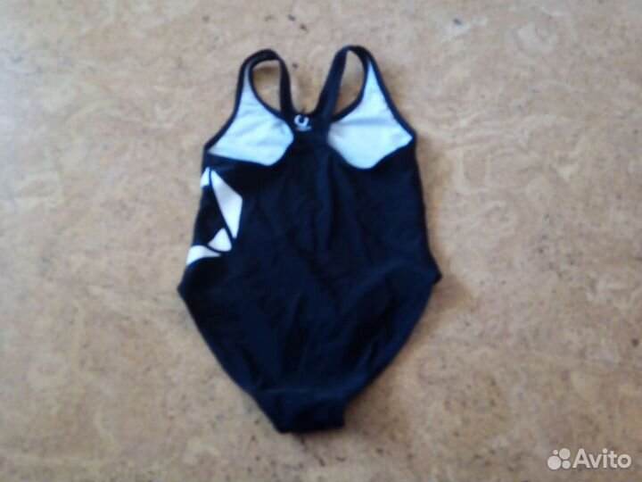 Купальник для девочки 134см