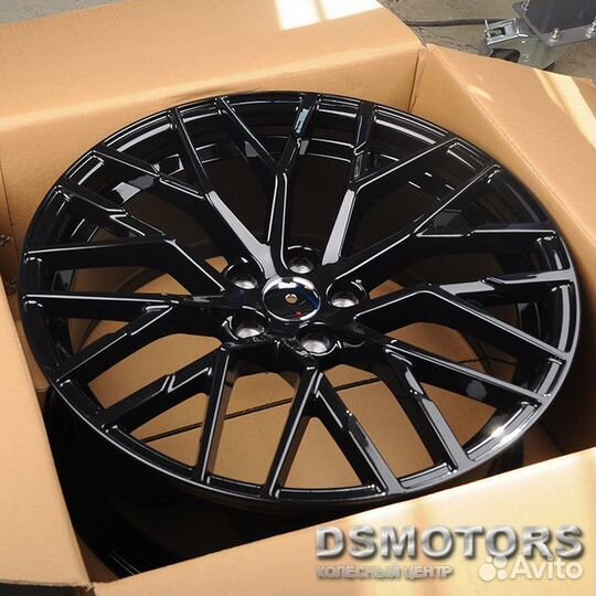 Диски 0174 8/18 5x112 ET42 d66.45 gloss black