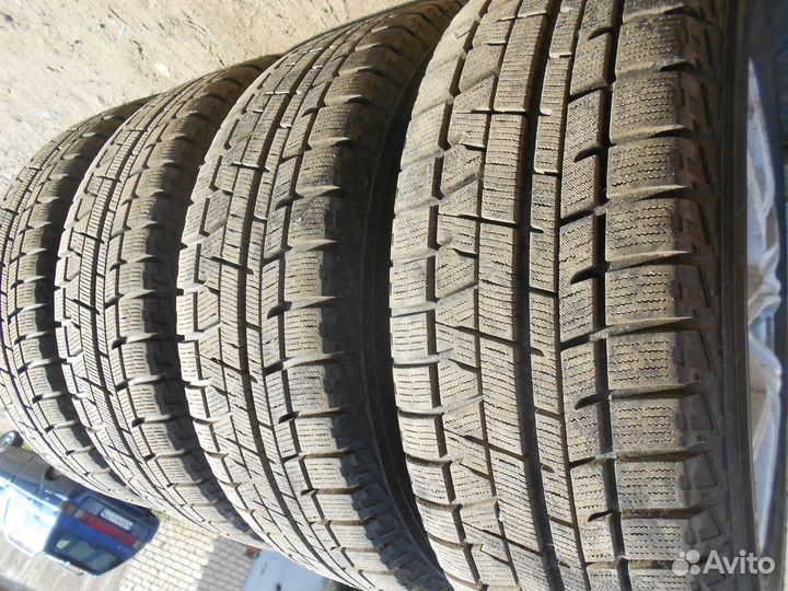 Yokohama Ice Guard IG50+ 215/60 R16