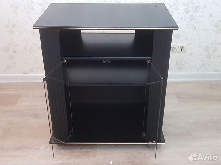 Тумба под телевизор чёрная