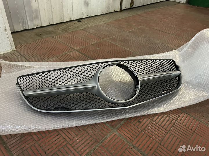 Решетка Mercedes E-klass (C 207)