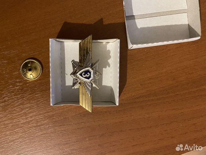 Знак классности для контрактников нового образца