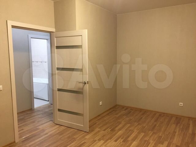 2-к. квартира, 38 м², 1/4 эт.