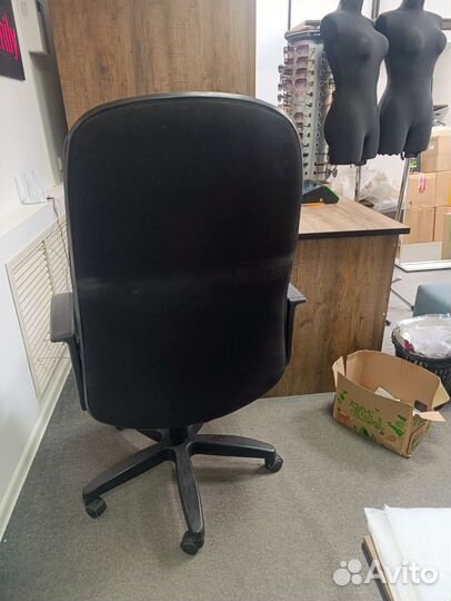Компьютерное кресло
