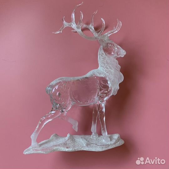 Статуэтка Оленя