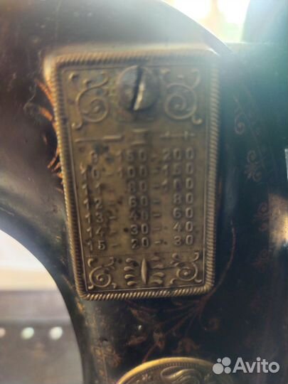 Швейная машина Singer