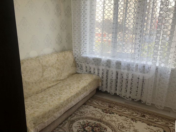 4-к. квартира, 100 м², 3/10 эт.